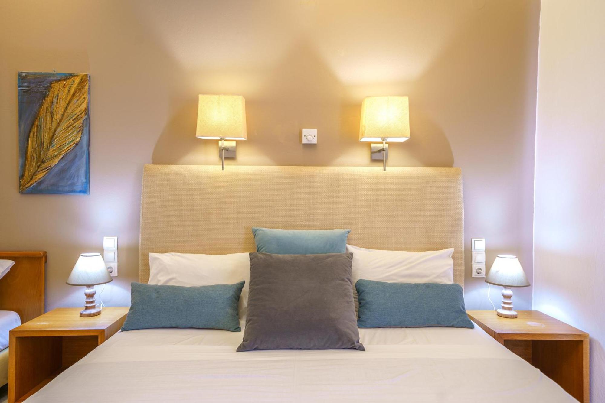 Rodi Blue Apartments Amoudara  ภายนอก รูปภาพ