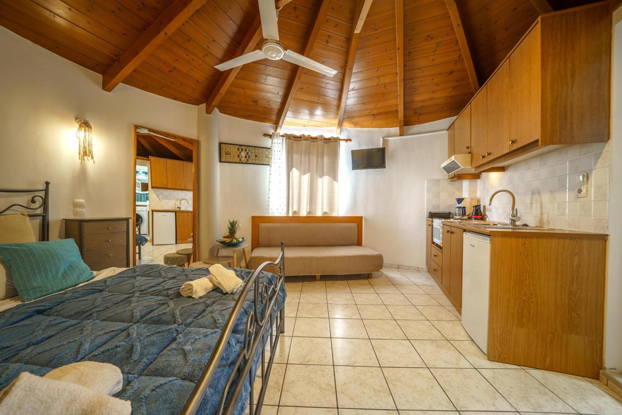 Rodi Blue Apartments Amoudara  ภายนอก รูปภาพ