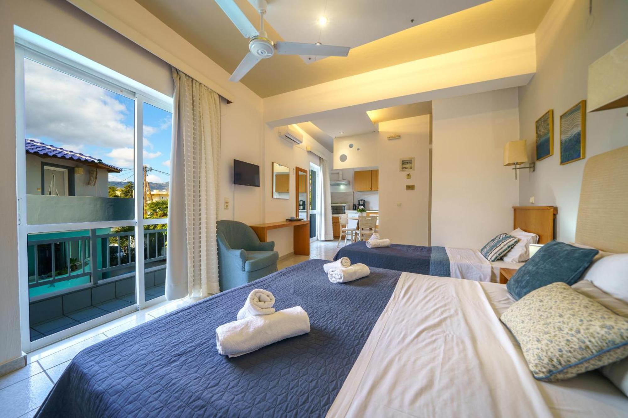 Rodi Blue Apartments Amoudara  ภายนอก รูปภาพ