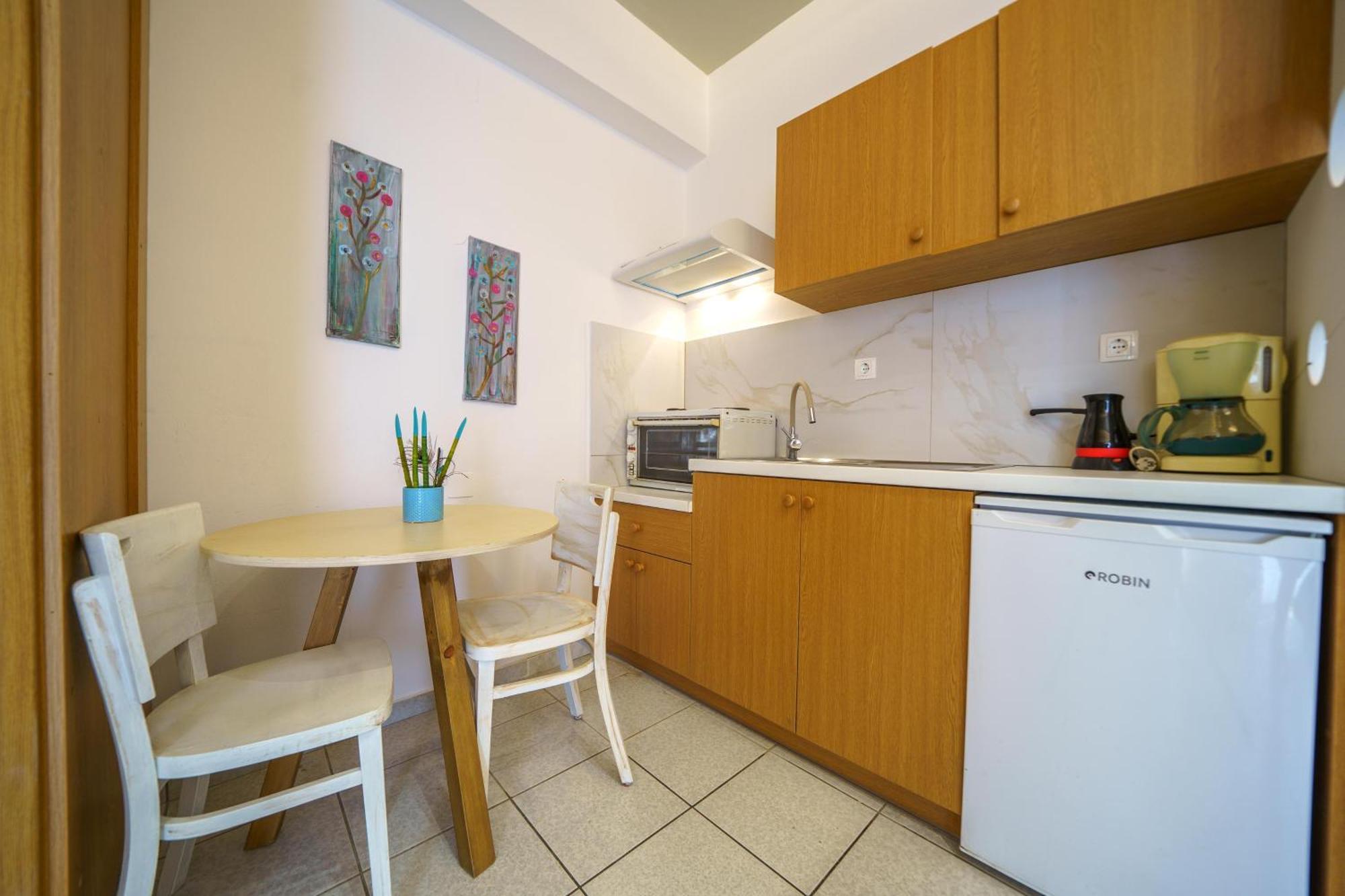 Rodi Blue Apartments Amoudara  ภายนอก รูปภาพ